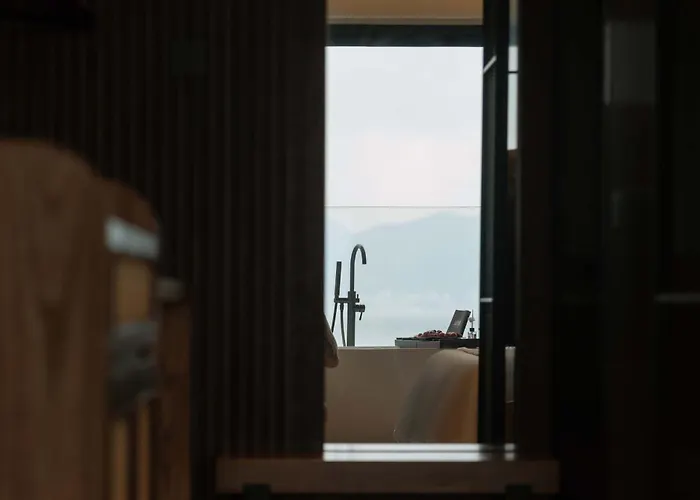 Santa Monica Seaview Resort